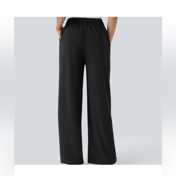 Halara NWOT Women's L Petite Black High Waisted Pockets Waffle Wide Leg Pants - Picture 2 of 4